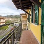 Roberta-5 Beds,ac Appartement Santo Stefano di Magra
