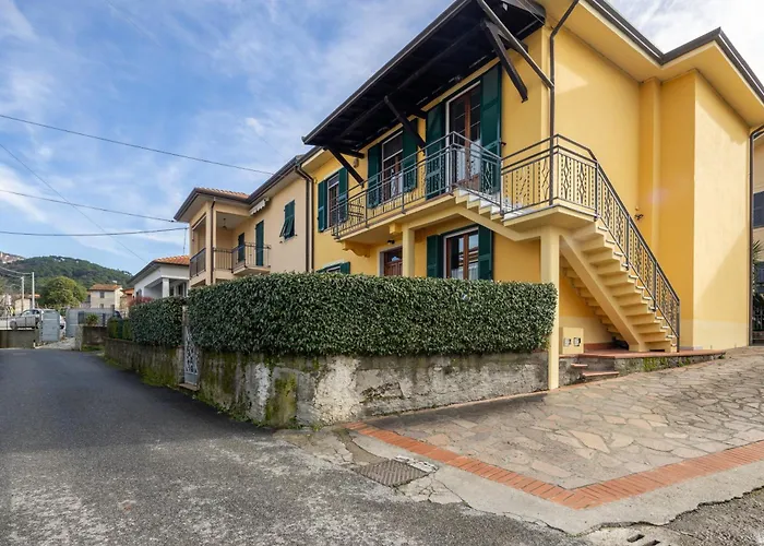 Roberta-5 Beds,ac Santo Stefano di Magra